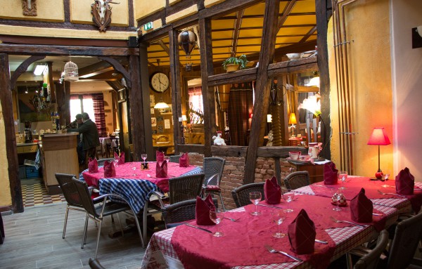 La salle de restaurant habillée par Michèle Roeckel.